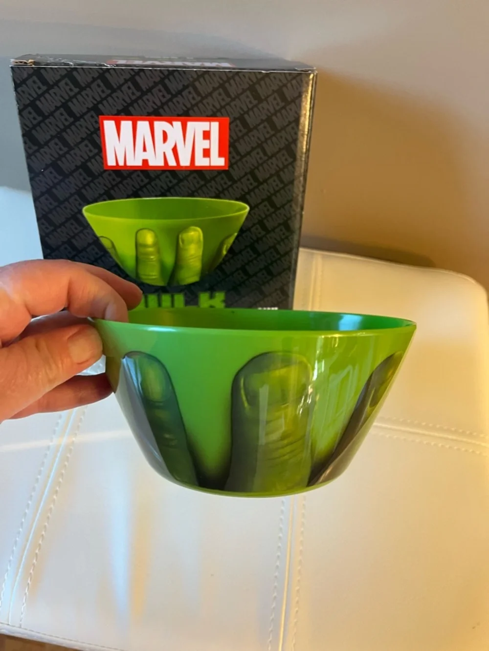NIB - Marvel Hulk Green 6” Bowl - Picture 4 of 7